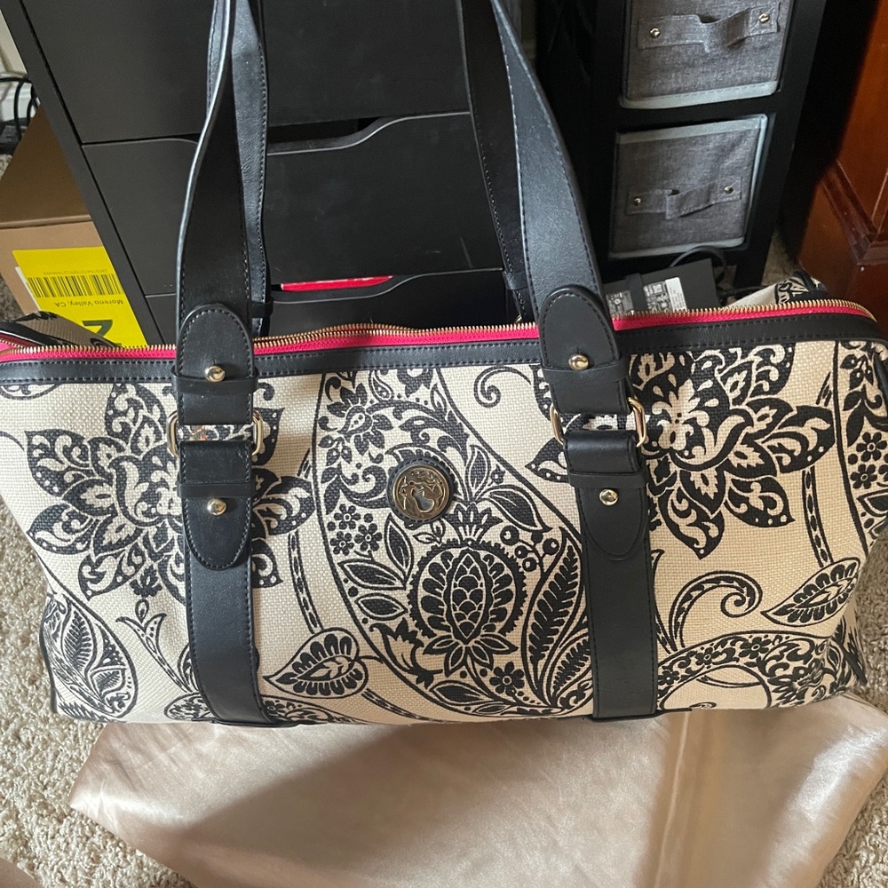 Spartina 449 Daufuskie Island Floral Black and Cream tote Bag linen and leather